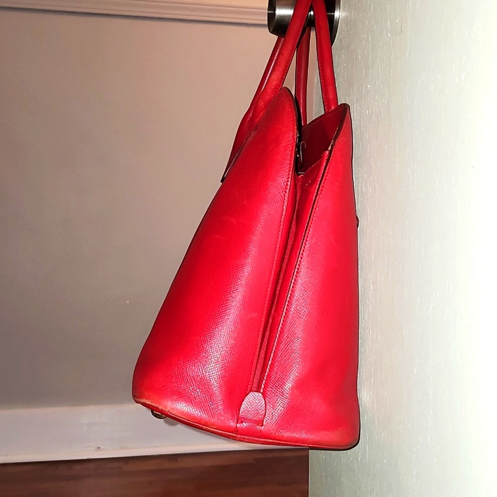 💯Authentic Red Prada Cuir Promenade Front Zip Tote Saffiano Leather Large - Picture 3 of 10
